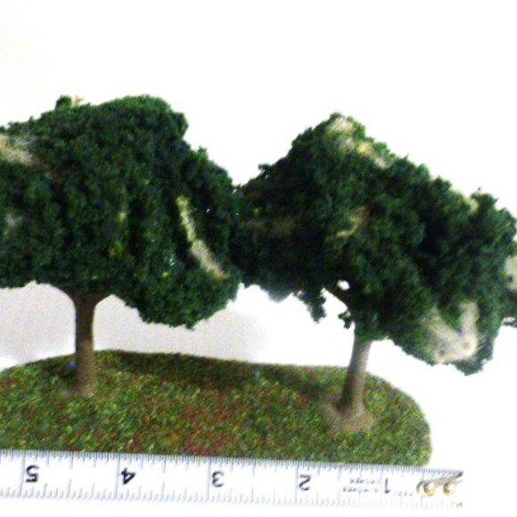 12 Hand-Painted LEAD MINIATURES by Leib GUARD Grenadiers & Model TREE - Picture 2 of 11